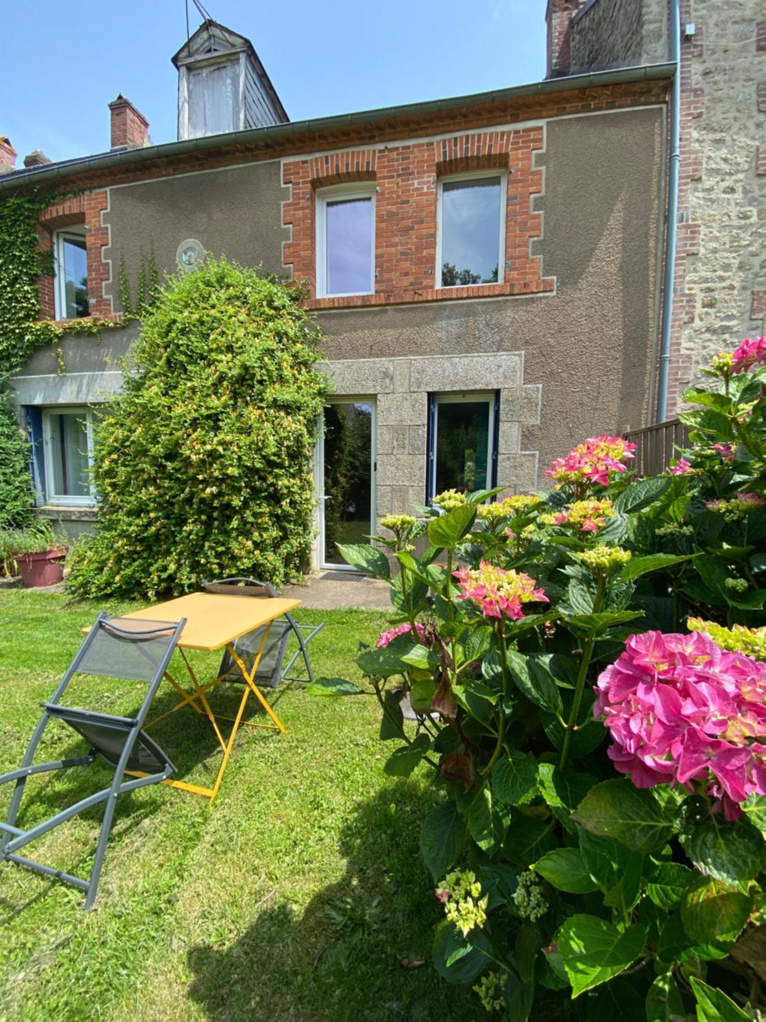 Villa Le nid d'Eugénie Blaudeix Esterno foto